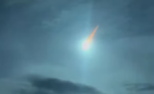 Small meteor lights up Philippine sky